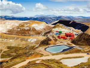 Newmont sticks to mine investment delay, dashing Peru hopes