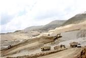 Along Peru’s mining corridor, Big Copper faces a snarl of trucks