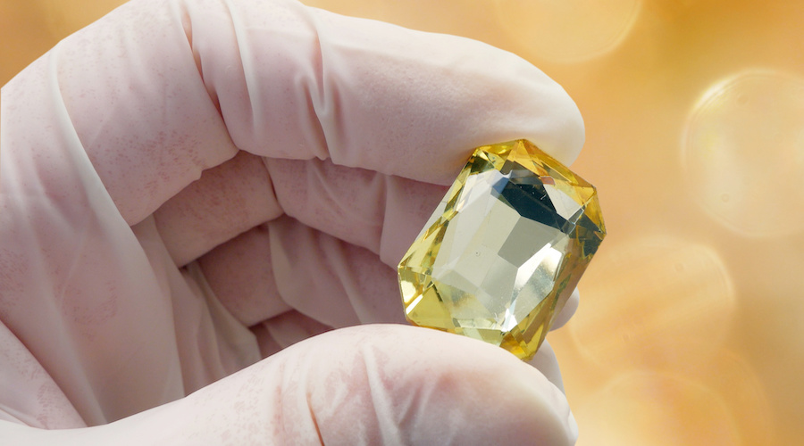 Past producing yellow diamonds mine in Australia set to reopen