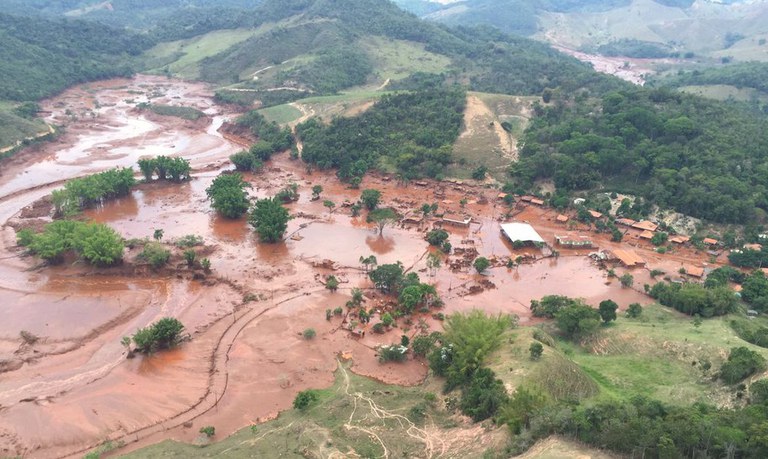 Vale expects tentative dam collapse settlement with Brazil authorities this month