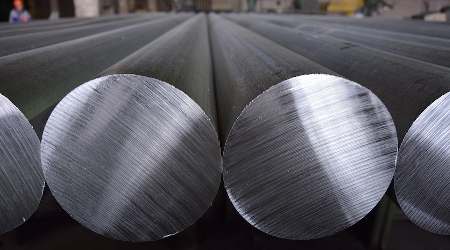 Aluminum price climbs as Goldman sees larger supply deficit