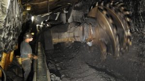 One miner dead after tremor in Poland