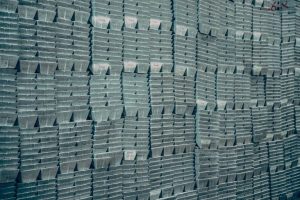 Zinc price rises as orders to withdraw metal from LME warehouses surge