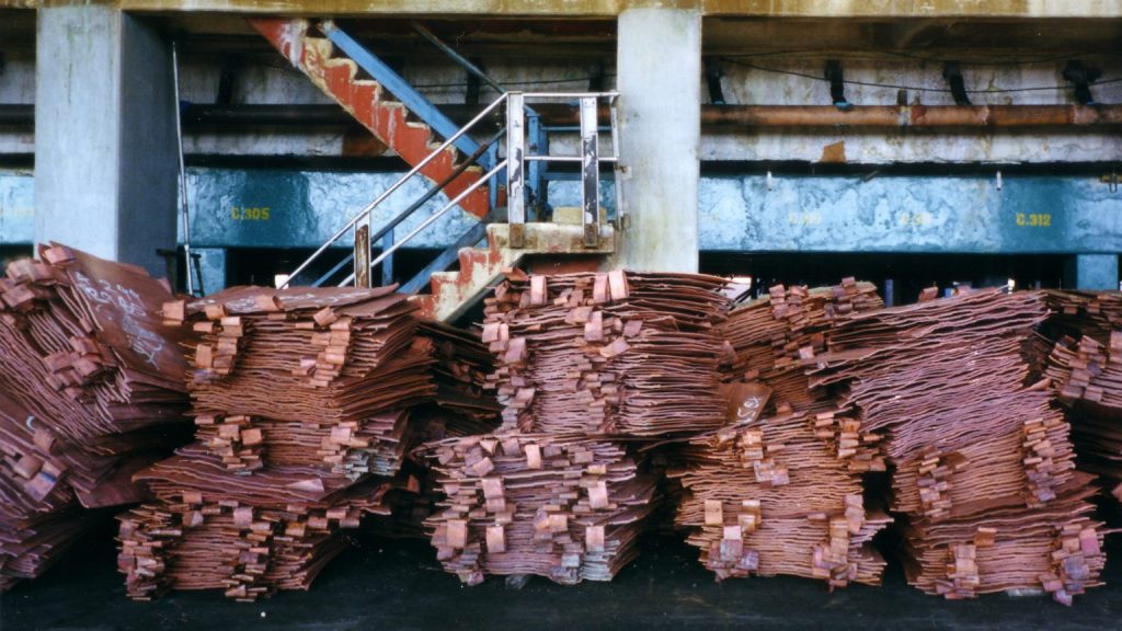 UBS expects copper price to average $10,500 in 2025